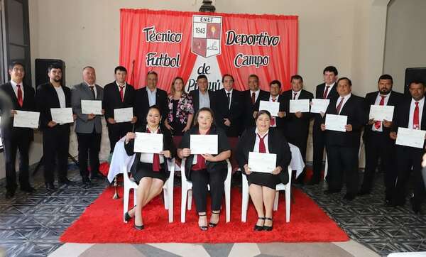 Egresan nuevos técnicos de la UFI de la sede de la Enef - filial Pirayú - Fútbol de Ascenso de Paraguay - ABC Color