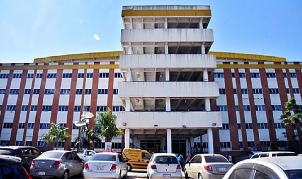 A falta de ambulancia, madre viaja casi 200 km en bus para salvar a su hijo enfermo - OviedoPress