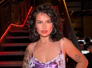 Popular / Ara Santa Cruz le bajó "una lloradita" porque aipo "va a caminar" con Shakira