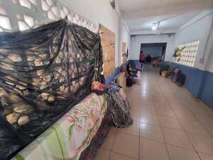 Equipos averiados, salas de espera destrozadas, sin insumos ni medicamentos en el Hospital Regional de Ciudad del Este   - ABC en el Este - ABC Color