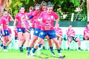 Albirroja Femenina Inicia Preparatoria para Combo Mundialista