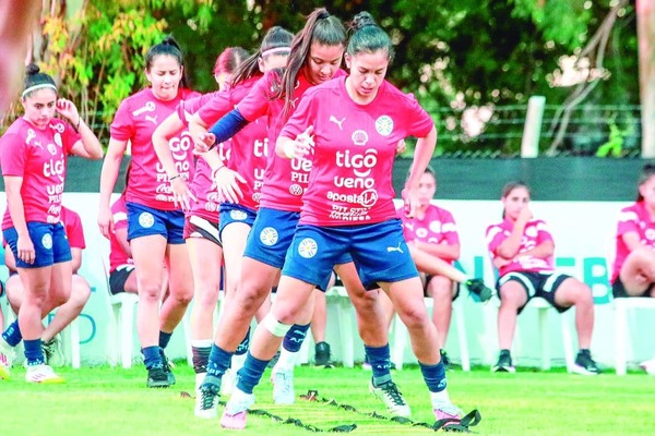 Albirroja Femenina Inicia Preparatoria para Combo Mundialista