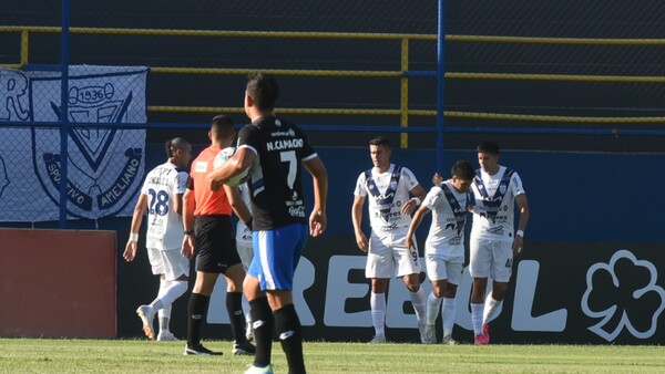 Ameliano y Trinidense se despiden en Villeta