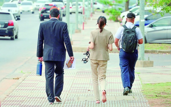 25N Expone Brechas de Género y Pobreza en Paraguay