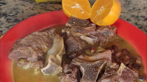 Polémica en el senado por proyecto de ley que busca bajar el precio del puchero y la costilla