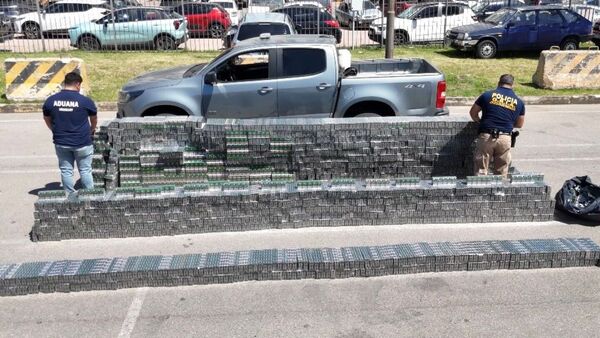 Brasil y Uruguay incautan cigarrillos paraguayos de contrabando por valor de G. 2.500 millones