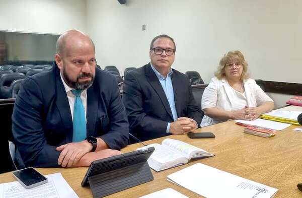 Popular / Ho'a "bomba" sobre Granada: Comunicador y exgerente de tevé ligó 10 años de cárcel