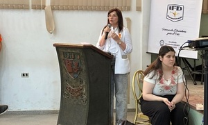 Jóvenes analizan la violencia a raíz del caso María Fernanda, en conversatorio departamental en Coronel Oviedo - OviedoPress