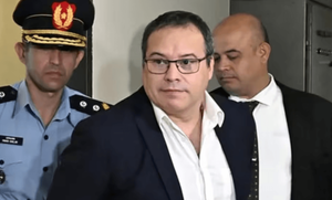 Carlos Granada es condenado a 10 años de cárcel por acoso y coacción sexual - Noticiero Paraguay