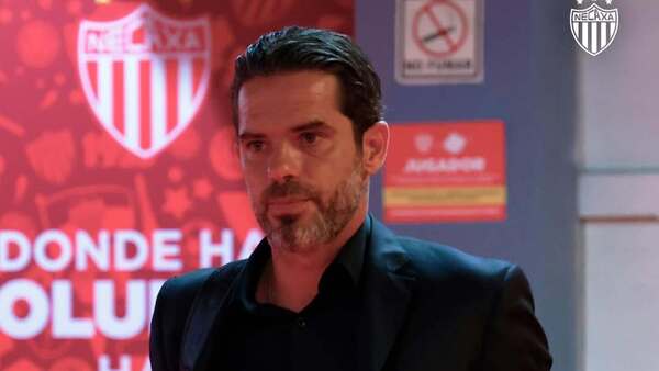 Necaxa despide como entrenador a Fernando Gago