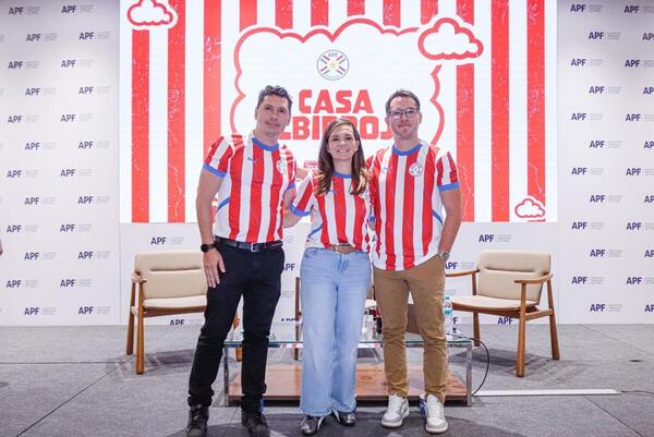 Presentación oficial de la Casa Albirroja