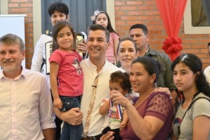 Gobierno entrega 31 viviendas a familias de Itacurubí - ADN Digital