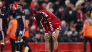 El Liverpool cae con estrépito ante el PSV