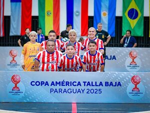 Popular / Goleada de los Karape ante Estados en el cierre de grupo de la Copa América de Talla Baja