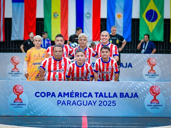 Popular / Goleada de los Karape ante Estados en el cierre de grupo de la Copa América de Talla Baja