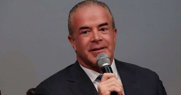 La Nación / Acusan en México a uno de los dueños de Miss Universo por tráfico de drogas y armas