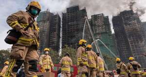 La Nación / Incendio en un complejo residencial de Hong Kong registra 55 muertos