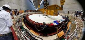 Yacyretá conforme con la tarifa política de hoy, pero olvidan que aumentará su deuda - Economía - ABC Color