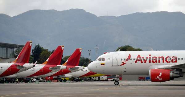 La Nación / Venezuela revoca permisos a seis aerolíneas que cancelaron rutas