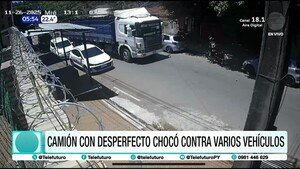 Camión con desperfectos chocó contra varios vehículos en Lambaré