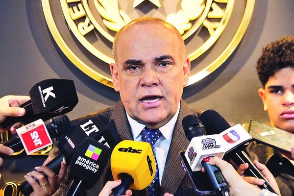 Senadores Rechazan Volver a Papeletas Tras Recorte