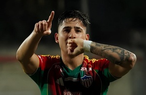 Golazo de Guillermo Paiva ante Atlético Nacional