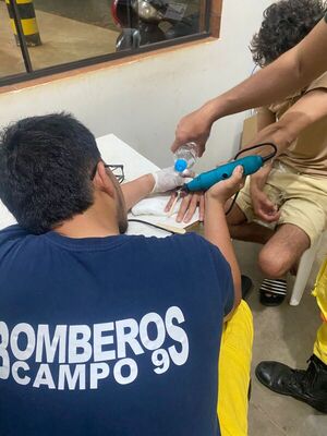 Popular / ¡Opa' ã un anillo y bomberos actuaron!