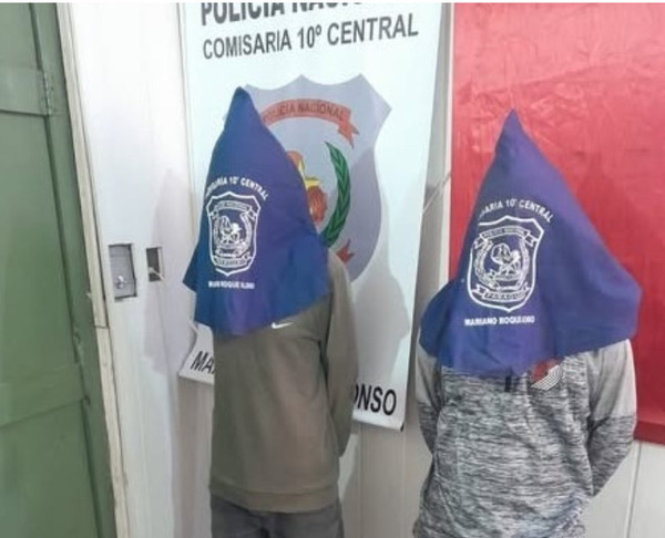 Popular / Caen dos colombianos usureros, uno intentó sobornar a un policía