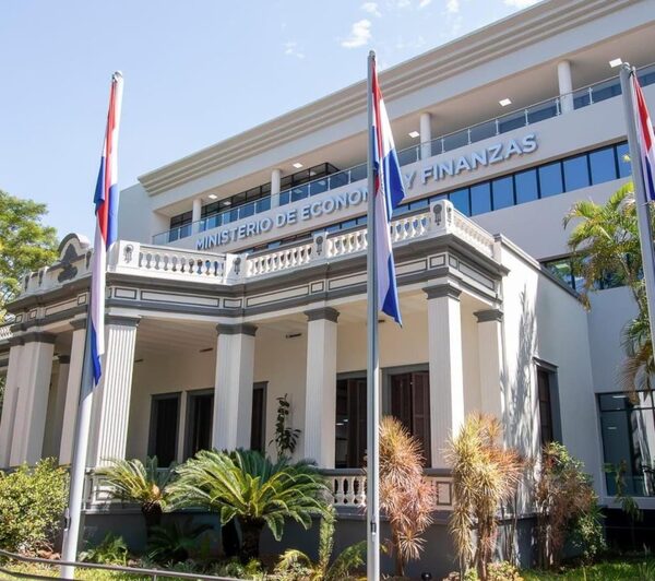 Realizan última subasta de bonos en guaraníes del año en el mercado local