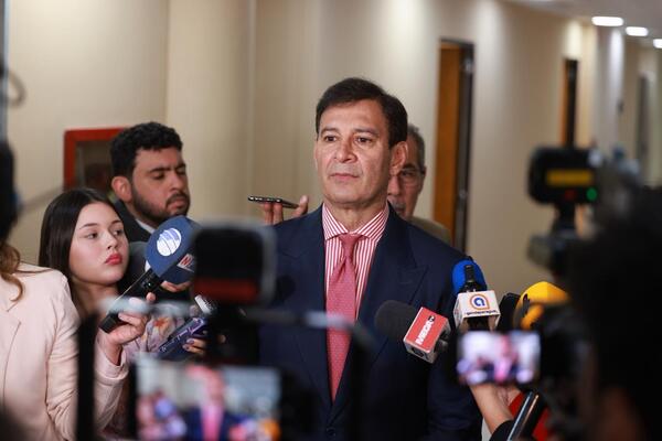 Beto Ovelar atribuye a Latorre la candidatura de Camilo Pérez - El Trueno