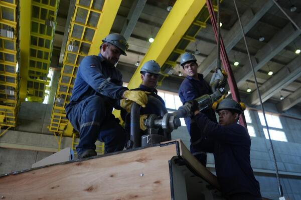 Plan de Modernización de Unidades de Generadoras de Yacyretá continúa con paso firme
