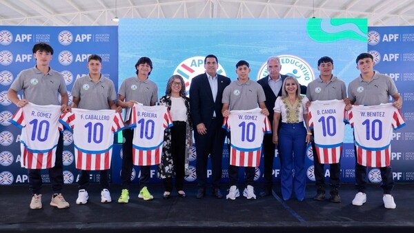 Se gradúan los primeros alumnos del Centro de Alto Rendimiento de la APF