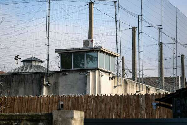 ¡Escape de película! Dos prisioneros se fugan de la cárcel en Francia usando dos elementos - Mundo - ABC Color