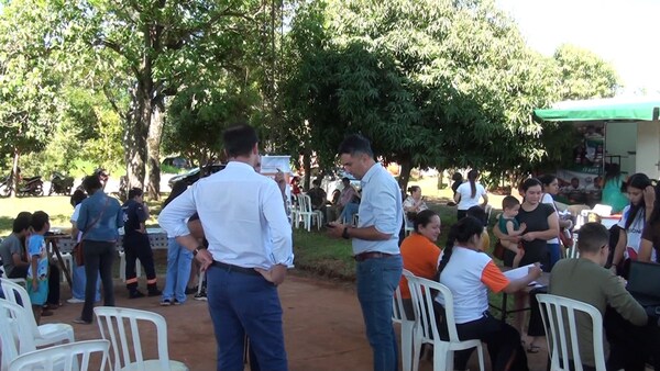 Municipalidad y Gobernación acercan servicios esenciales al Barrio Paraíso