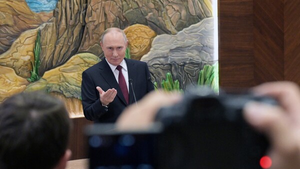 Rusia parará los combates si Ucrania se retira, afirma Putin