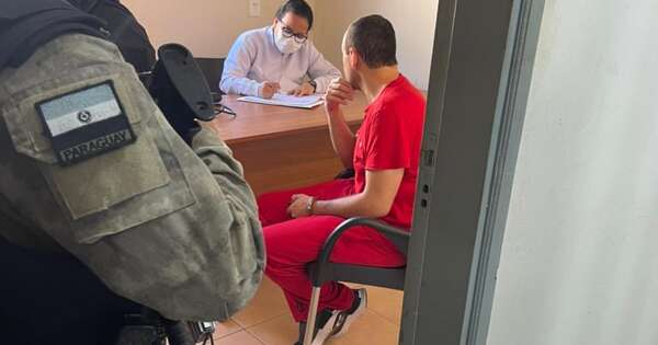 La Nación / Bajo fuerte dispositivo de seguridad, trasladan a Tío Rico a la cárcel de Minga Guazú