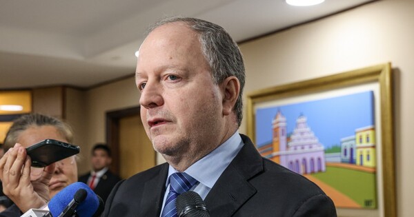 El Senado le saca fondos del presupuesto a Valdovinos y los redistribuye a Salud