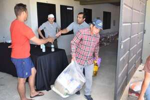 Pescadores de Misiones reciben asistencia de Yacyretá por veda 2025 - Nacionales - ABC Color