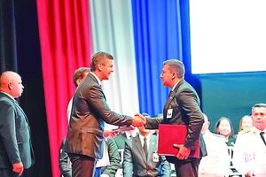 Egresan 298 profesionales en defensa y seguridad - La Tribuna