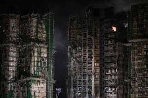 Muertos en incendio de Hong Kong aumentan a 128 - Mundo - ABC Color