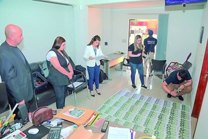 Detienen a Abogado por Soborno de G. 30 Millones