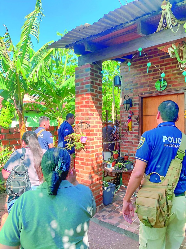 Detienen a Sospechosos de Violento Asalto a Farmacia