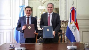 Argentina–Paraguay sellan nuevo acuerdo aéreo