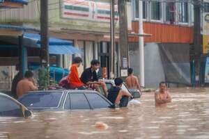 Suben a 145 los muertos por inundaciones en Tailandia - Mundo - ABC Color