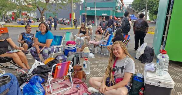 Diario HOY | Shakira: fanáticos acampan y la Policía despliega gran operativo