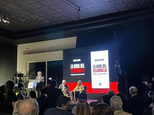 Dionisio Borda presentó La hora del desarrollo, análisis sobre los desafíos estructurales del país