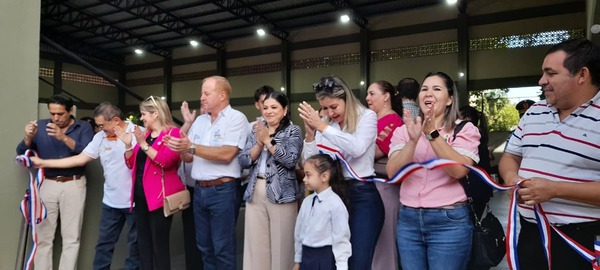 Habilitan polideportivo en la Escuela Básica Nº 233 Gaspar Rodríguez de Francia