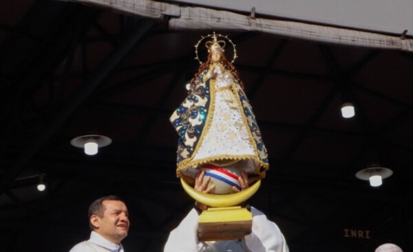 Primer día de novenario a la Virgen de Caacupé