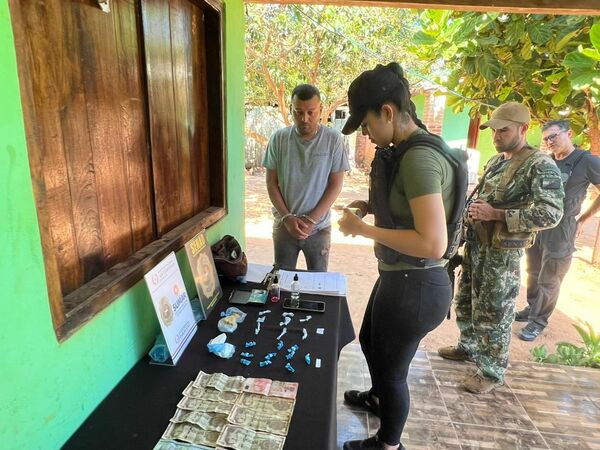 Popular / Operación Vapor Cué: Sacan de circulación más de mil dosis de drogas