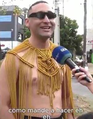 [VIDEO] ¡Mirá su outfit! Él sí merece caminar con "La Loba"